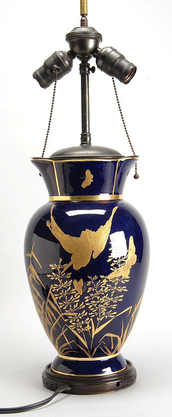 Appraisal: EUROPEAN PORCELAIN VASE MOUNTED AS A TABLE LAMP with gilt