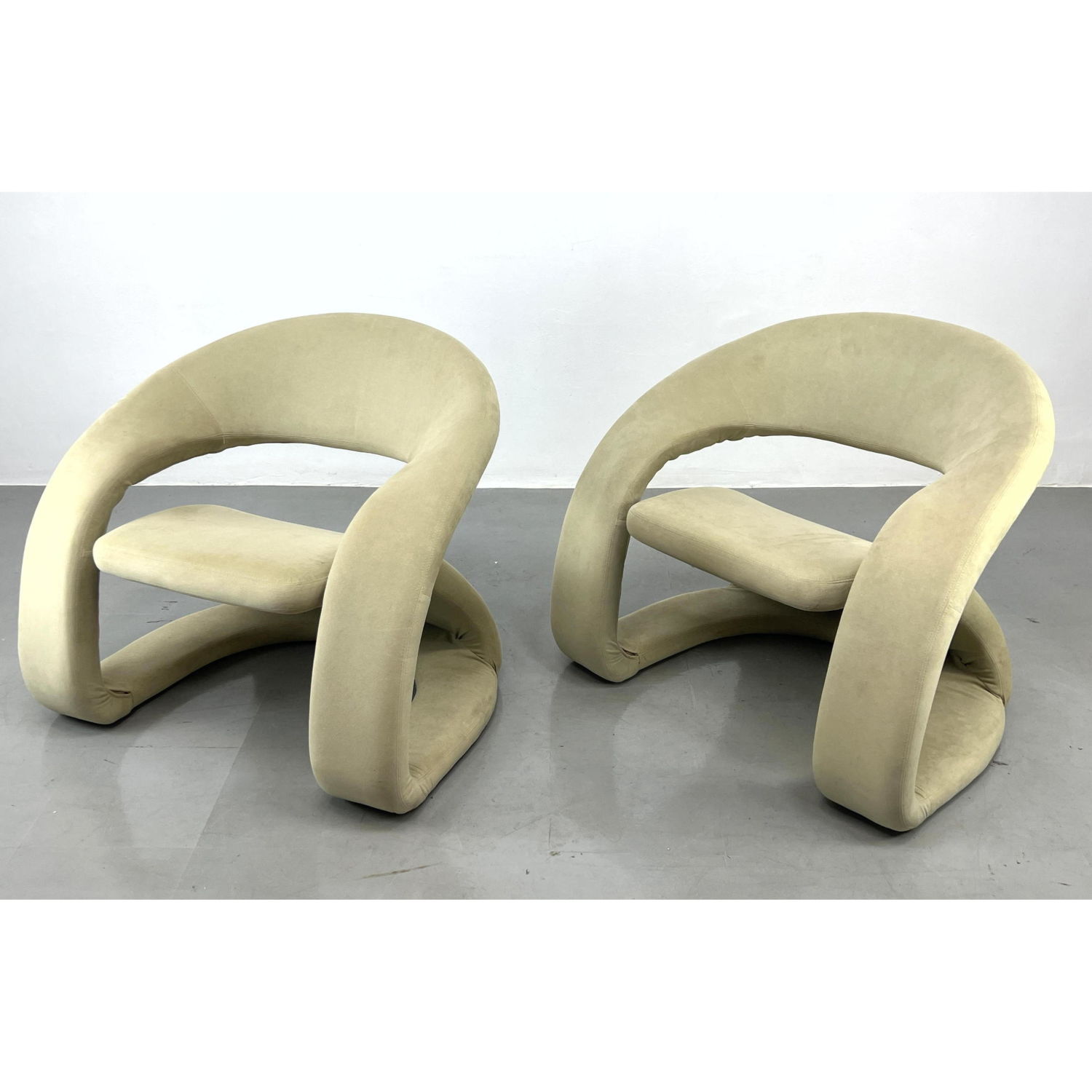 Appraisal: Pr JAYMAR Modernist Lounge Chairs Curvaceous ribbon form frame Upholstered