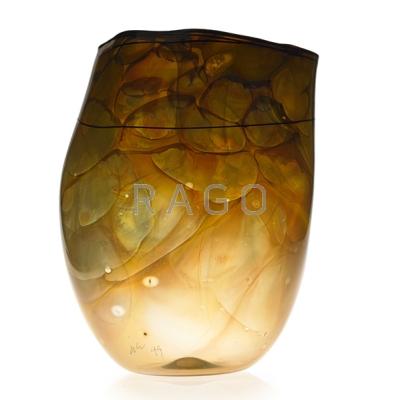 Appraisal: DALE CHIHULY b Large blown glass Topaz Basket with Brown