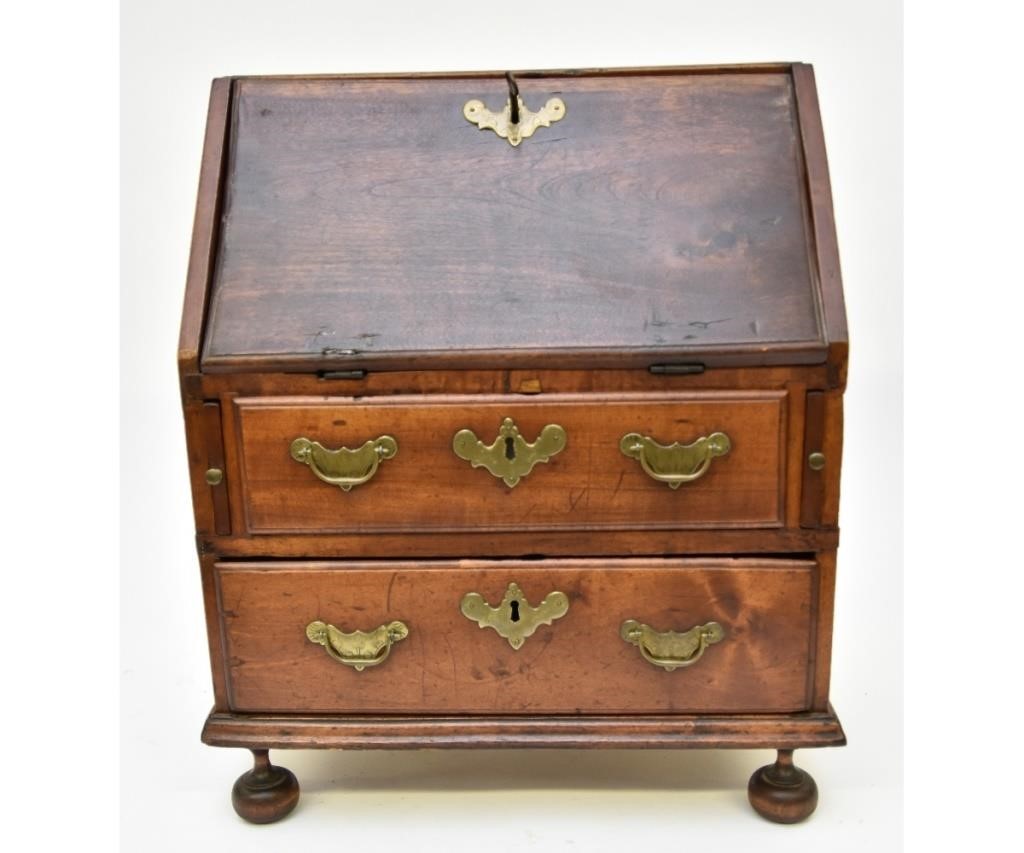 Appraisal: Child's New England Queen Anne maple slant lid desk circa