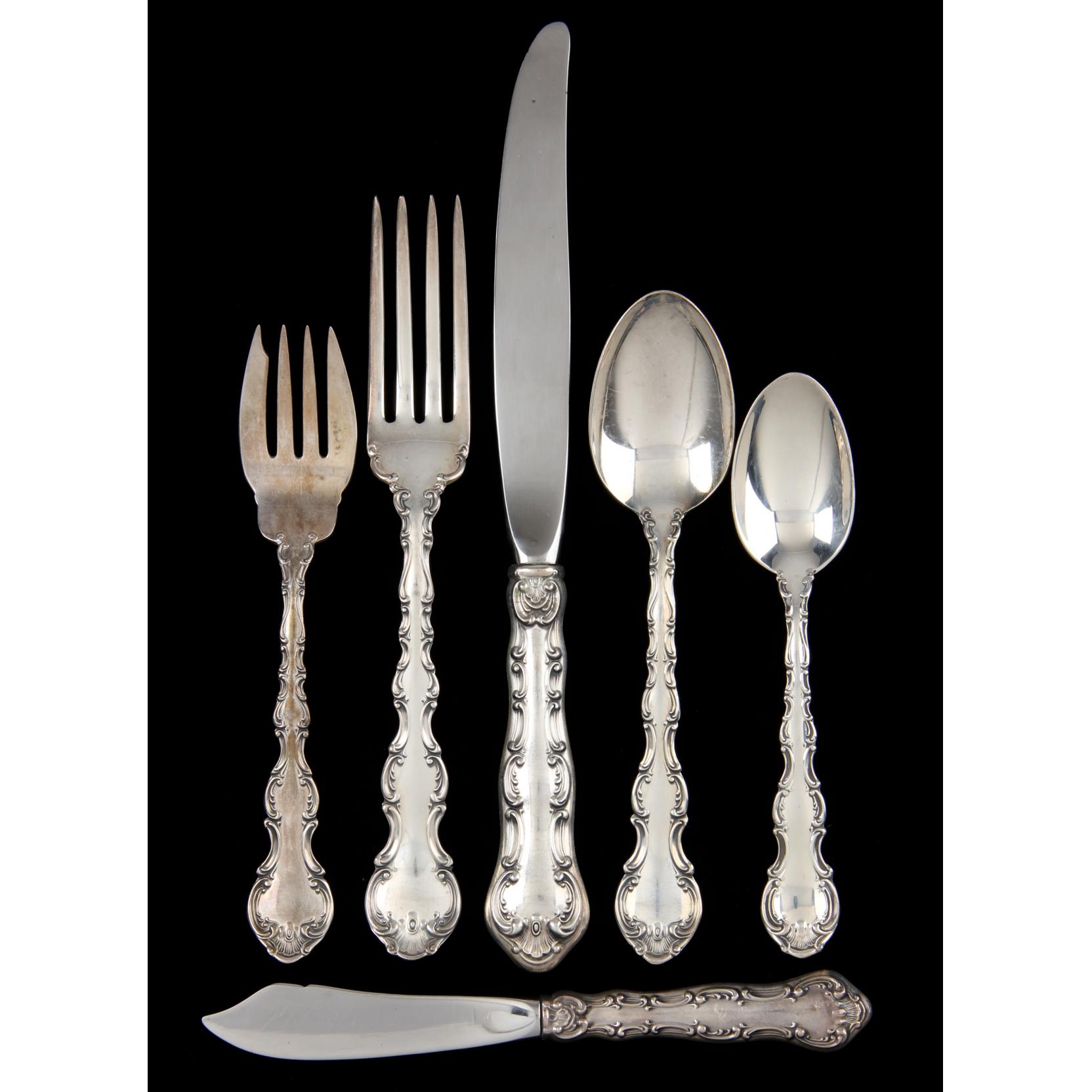 Appraisal: Gorham Strasbourg Sterling Silver Flatware pieces including knives in spoons