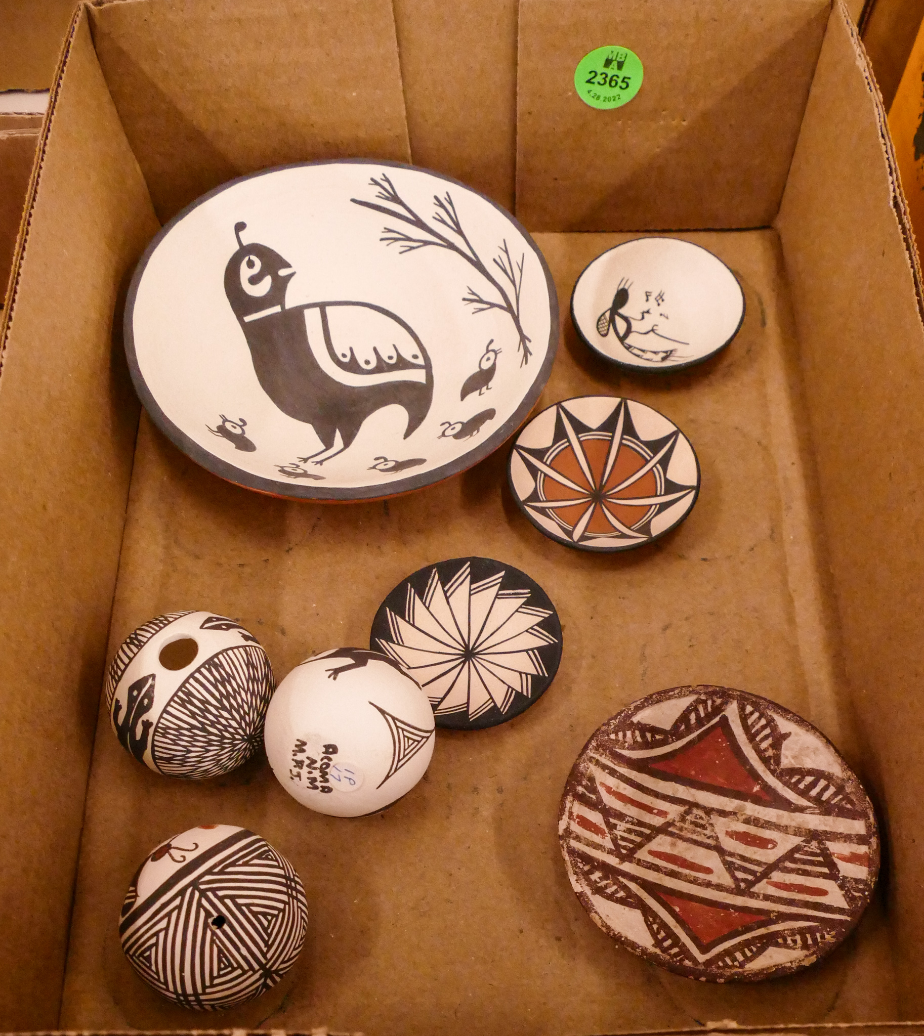 Appraisal: Box pc Acoma and Jemez Ceramic Miniatures- '' to ''