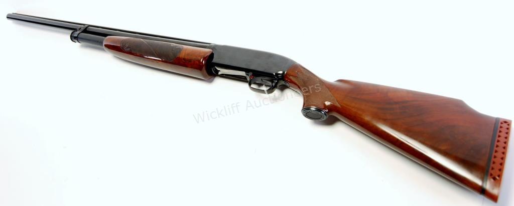 Appraisal: Winchester Model Heavy Duck Slide Action Shotgun-Blued round vent rib