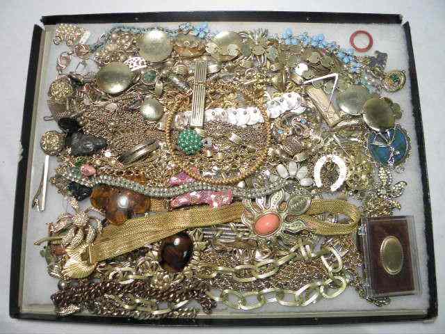 Appraisal: Tray lot of assorted ladies costume jewelry Includes gold tone