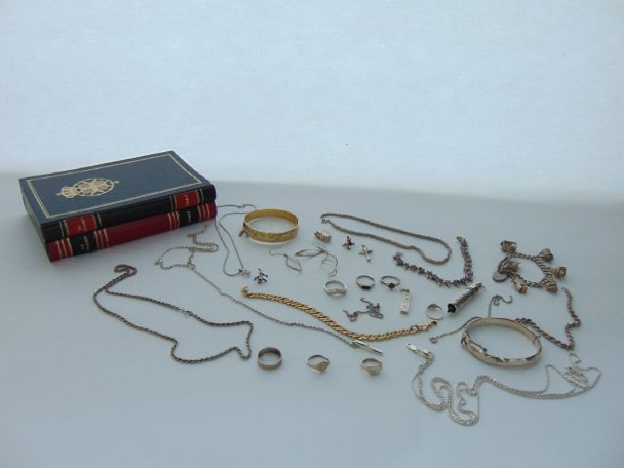 Appraisal: A miscellaneous collection of silver jewellery including a triple-strand rope-twist