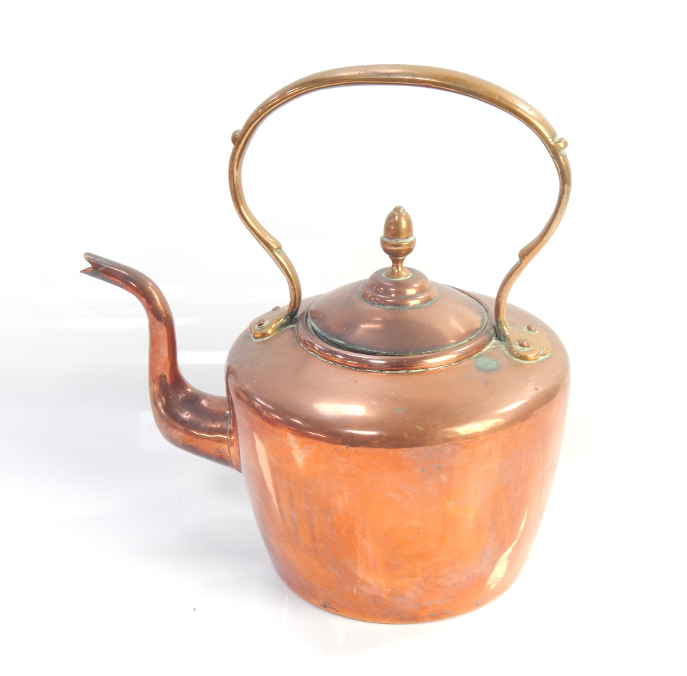 Appraisal: A Victorian copper kettle cm high including handle