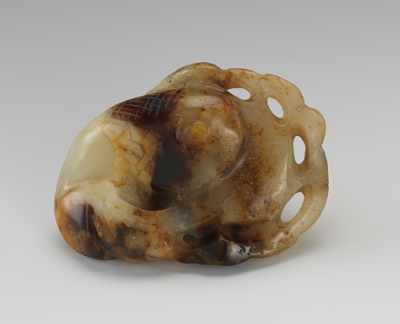 Appraisal: Chinese Carved Jade Fish with Clam Tan and cream color