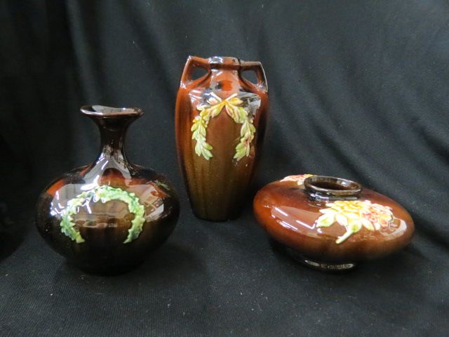 Appraisal: Peters Reed Pottery Vases standard glaze with wreath floral decorations