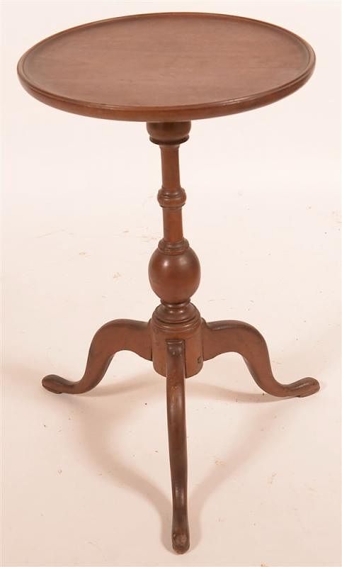 Appraisal: Late th C Walnut Queen Anne Tea Table Late th