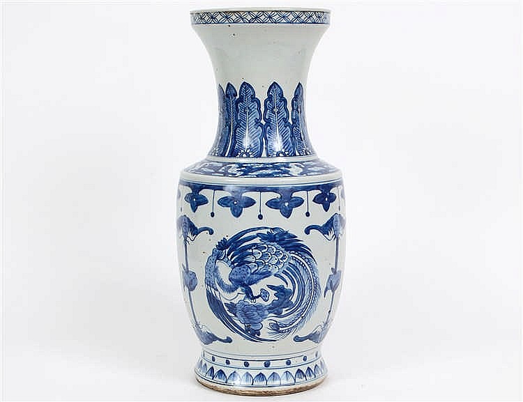 Appraisal: CHINESE BLUE WHITE PHOENIX DECORATED VASELate th Early th Century