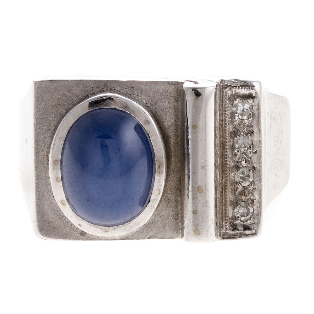 Appraisal: A Gentleman's Star Sapphire Diamond Ring in K K white