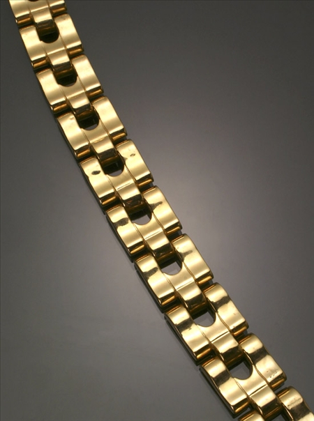 Appraisal: -Karat Yellow-Gold Bracelet Weight dwt Length - inches cm Width