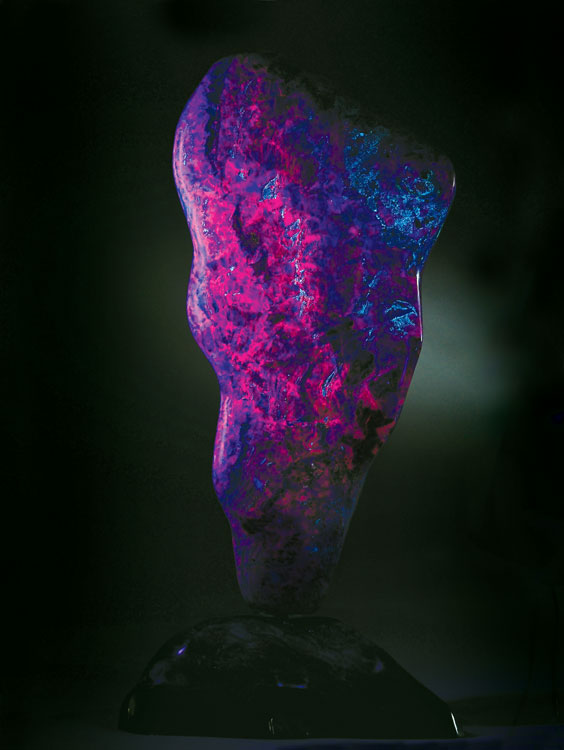 Appraisal: LARGE FLUORESCENT BOULDER Calcite Willemite Fluorite and Aragonite Hogan Mine