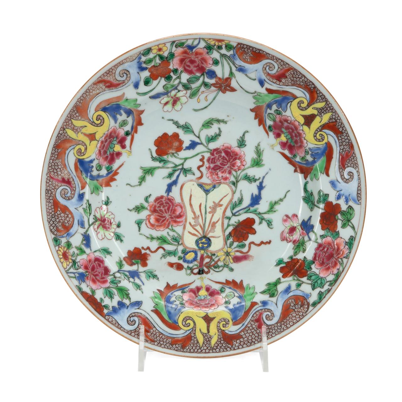 Appraisal: CHINESE FAMILLE ROSE EXPORT PLATE WITH FAN Chinese Famille Rose