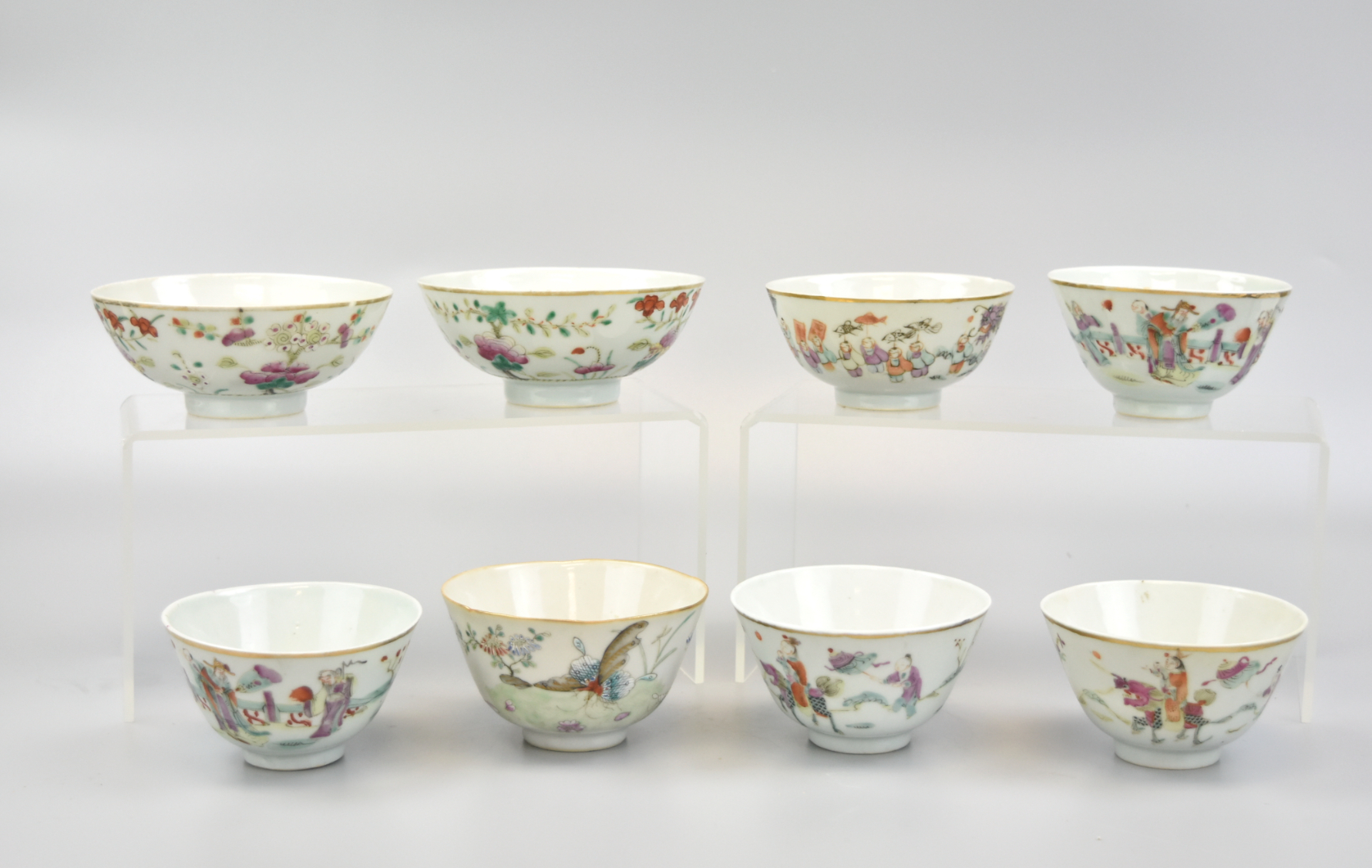 Appraisal: Chinese ROC Period Famille rose bowls painted with official figures