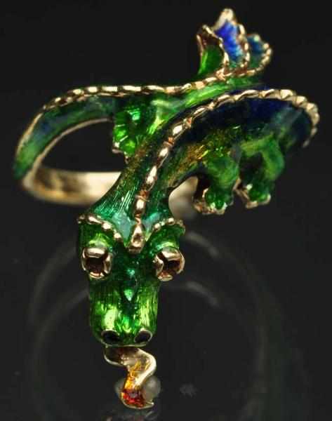 Appraisal: K Y Gold Dragon Emerald Ring Weight grams dwt Condition