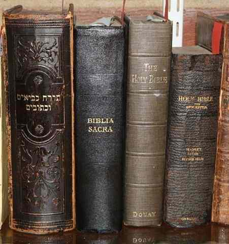 Appraisal: A HEBREW BIBLE to Tog with th century Bibles