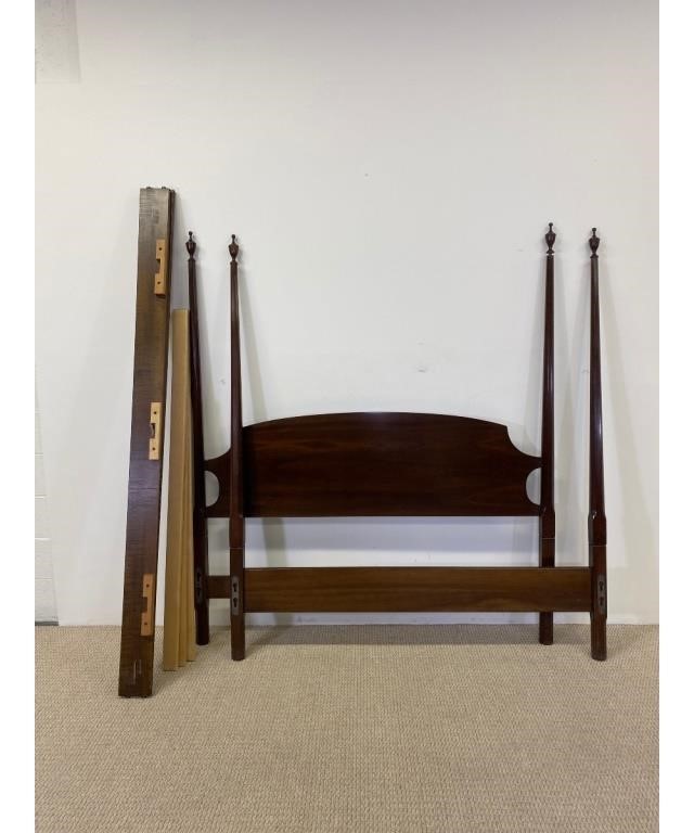 Appraisal: Stickley Sheraton style mahogany Queen size bed h x w