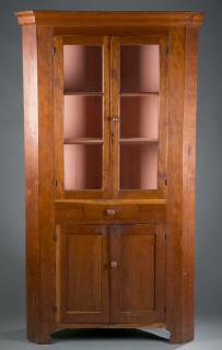 Appraisal: American Federal corner cupboard A Federal corner cupboard American Late