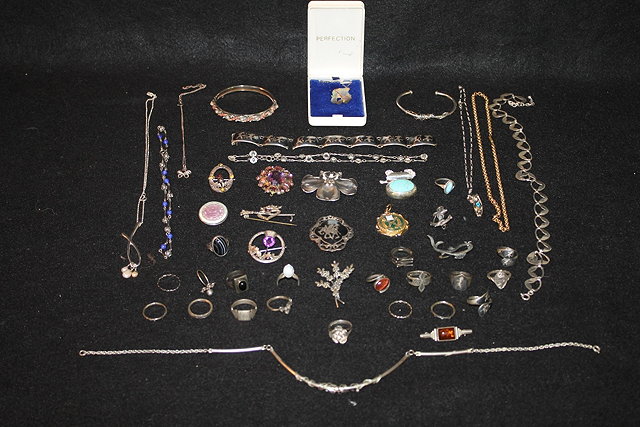 Appraisal: A COLLECTION OF MISCELLANEOUS SILVER AND OTHER JEWELLERY including necklaces