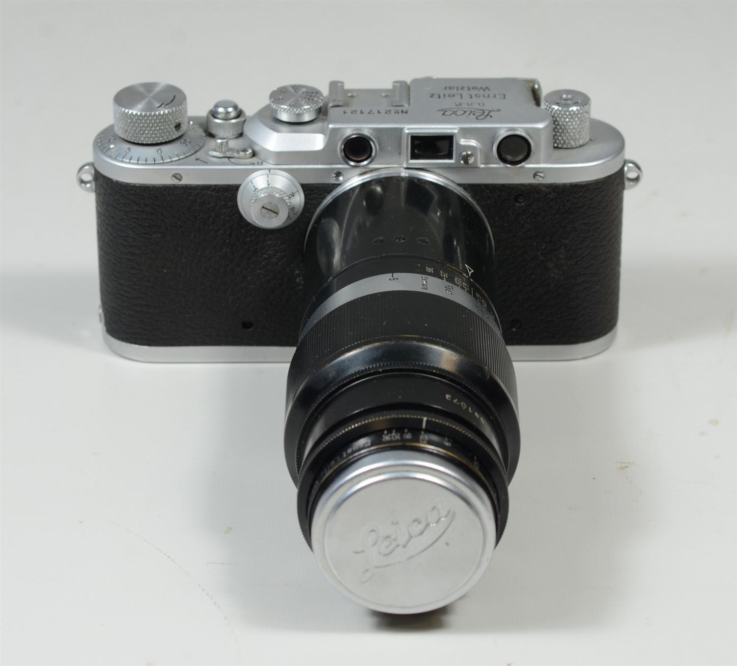 Appraisal: Leica IIIa mm viewfinder camera SN c mm Ernst Leitz