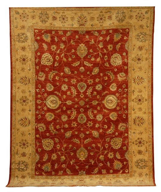 Appraisal: ORIENTAL RUG ZIEGLER MAHAL DESIGN ' x ' Four palmettes