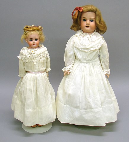 Appraisal: Pair of German shoulderhead dolls AM DEP Blue sleep eyes