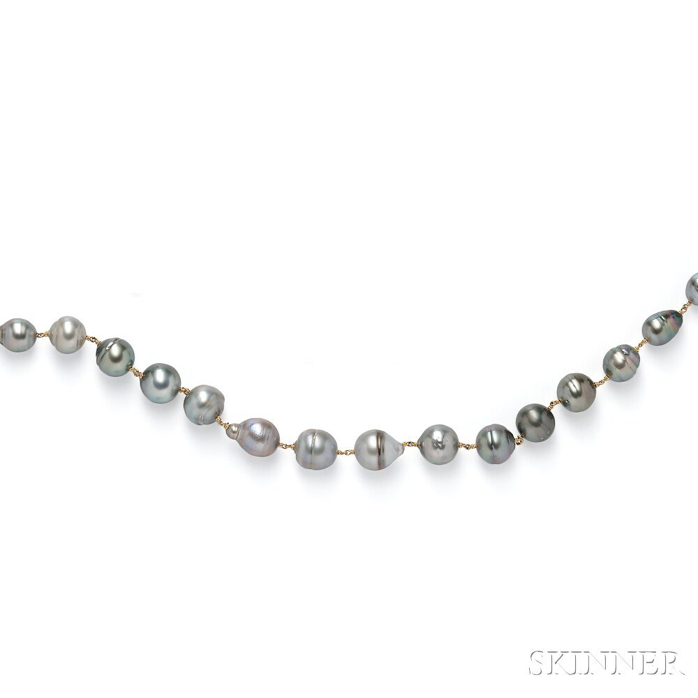 Appraisal: kt Gold and Semi-baroque Tahitian Pearl Necklace composed of twenty-seven