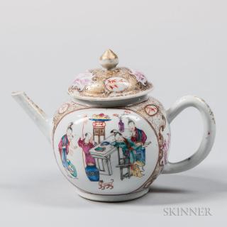 Appraisal: Famille Rose Export Covered Teapot Famille Rose Export Covered Teapot