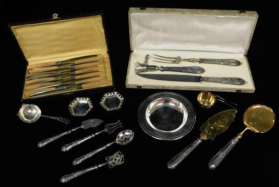 Appraisal: SILVER Sterling and silverplate servingware and accessories twenty-six pieces two