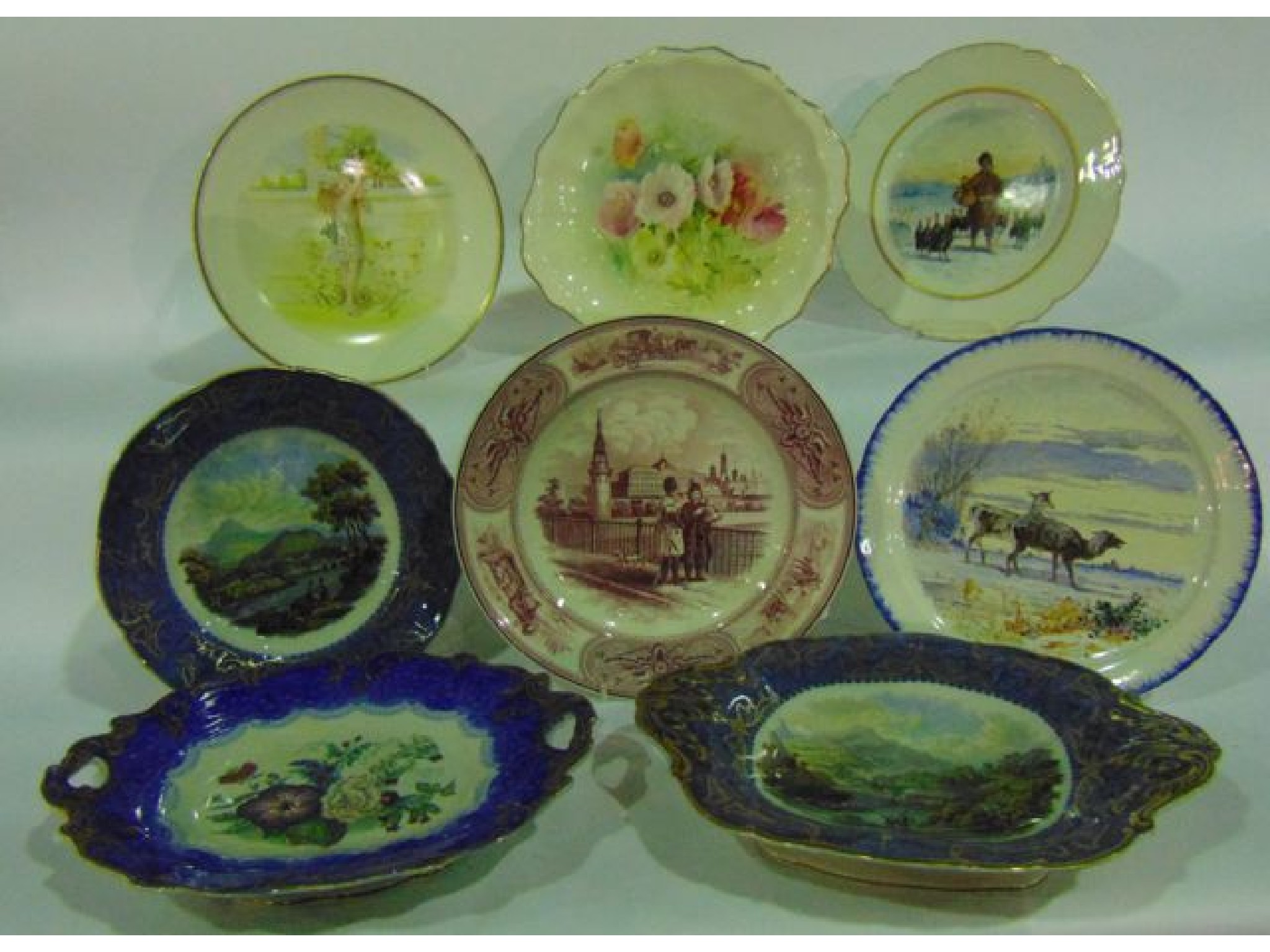 Appraisal: A collection of th century decorative plates including Prattware type