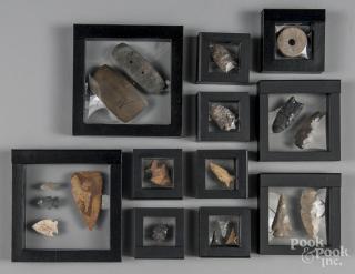 Appraisal: Collection of Native American stone points and implements thirty-three total