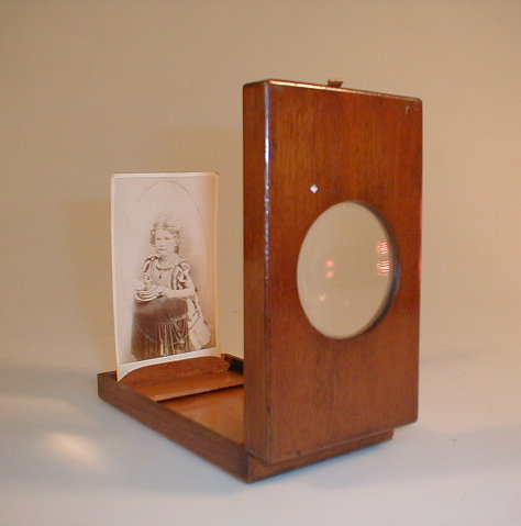 Appraisal: A Victorian mahogany pocket viewfinder