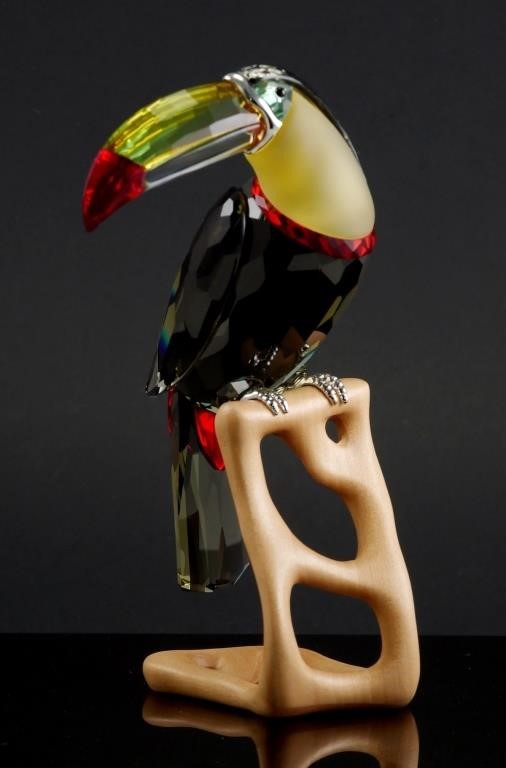 Appraisal: Retired Swarovski Paradise Birds - Toucan Black Diamond figurine Mint