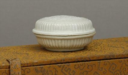 Appraisal: Chinese Sung-Type Porcelain Cosmetic Box with Cover in x in