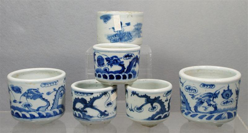 Appraisal: Lot of th c Chinese porcelain brush pots tallest measures