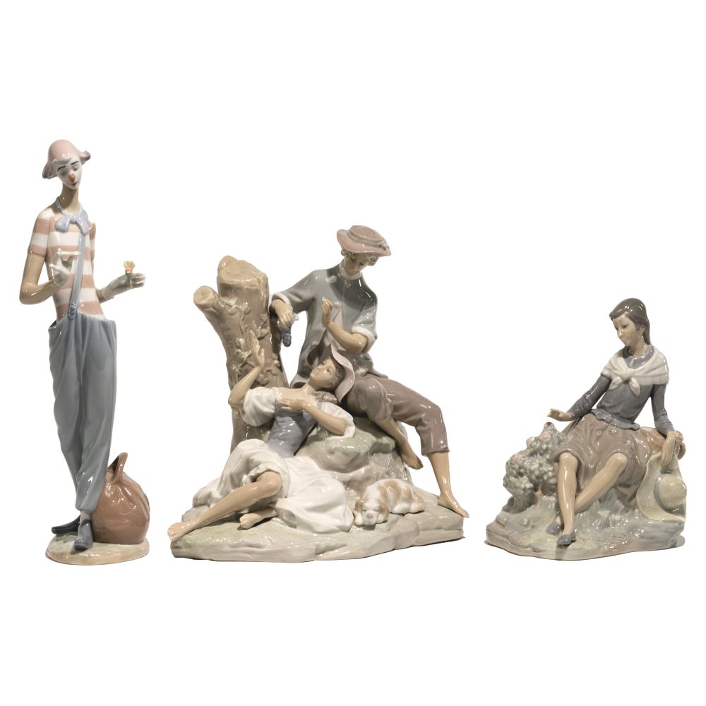 Appraisal: LLADRO FIGURINES items including Romantic Group retired and Clown in