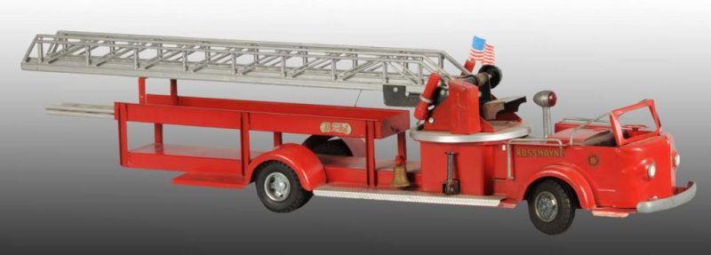 Appraisal: Lot of Pressed Steel Fire Trucks Description American Includes Tonka