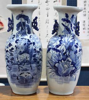 Appraisal: Chinese Blue and White Vases lot of Chinese underglaze blue