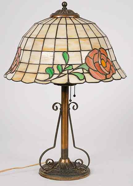 Appraisal: Leaded Glass Table Lamp th century a table lamp having