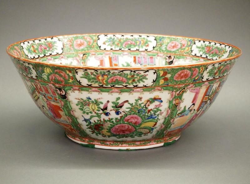 Appraisal: Chinese Famille Rose Punch Bowl A Chinese Canton Famille Rose