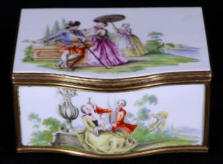 Appraisal: Meissen porcelain jewel box Meissen porcelain jewel box th Century