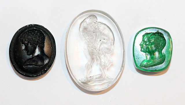 Appraisal: AN OVAL GLASS INTAGLIO of Hercules and Nemean Lion Barbrini