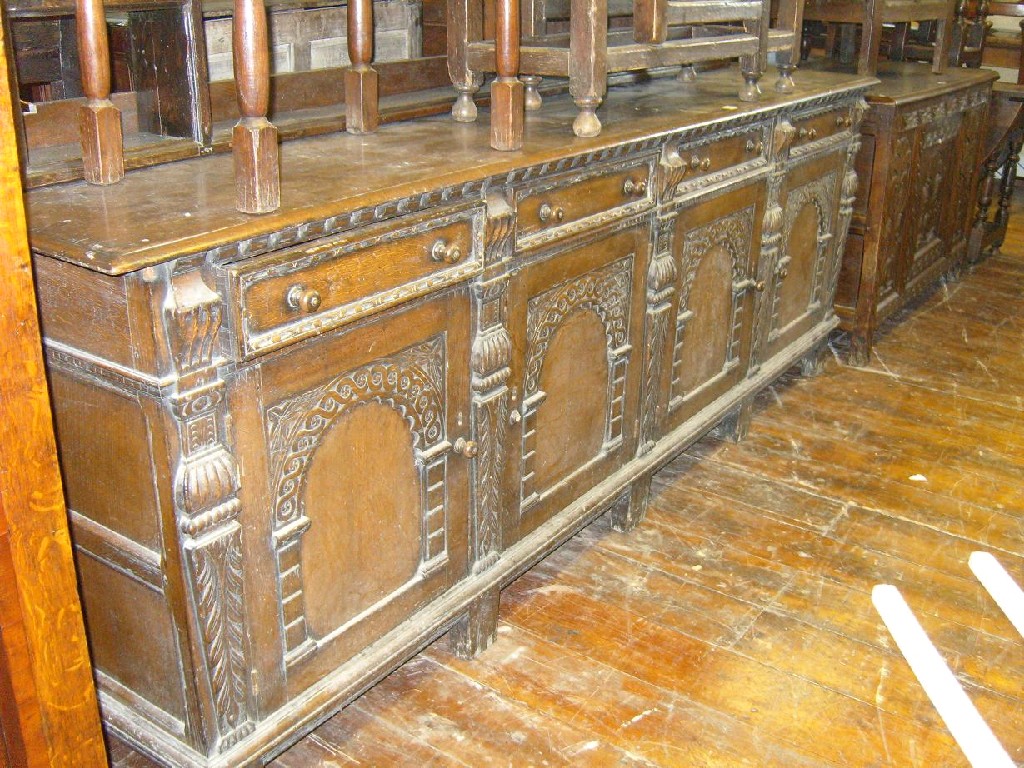 Appraisal: A good quality oak dresser base in the Old English