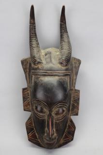 Appraisal: Carved 'Guro' African Carved Wooden Mask Carved 'Guro' African Carved