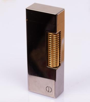 Appraisal: A Dunhill lighter No boxed and with paperwork