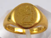 Appraisal: A carat gold signet ring size I gms