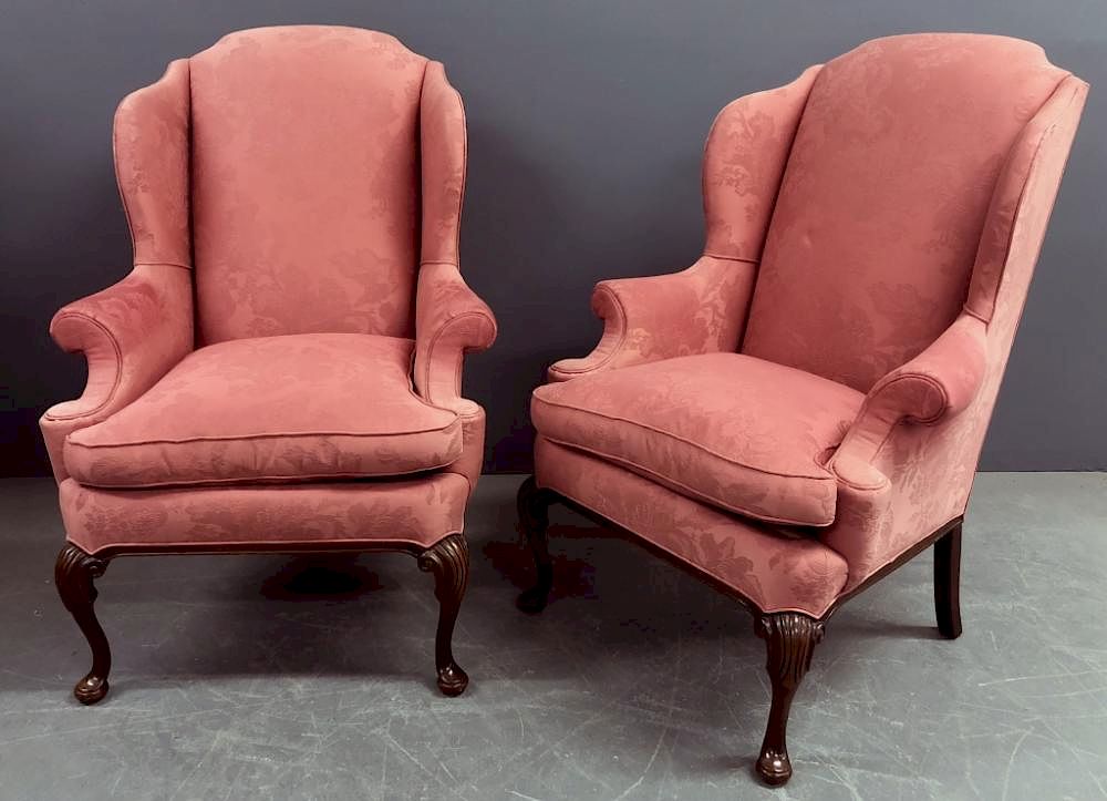 Appraisal: Pair of Hickory Queen Anne Style Wing Chairs Pair of