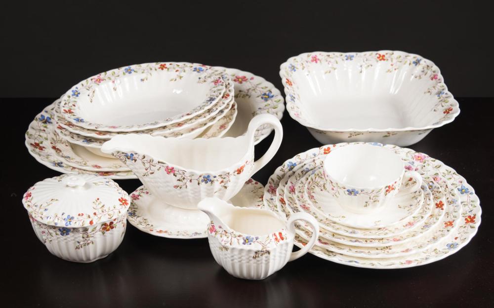 Appraisal: COPELAND SPODE WICKER DALE CHINA SET pieces comprised of dinner