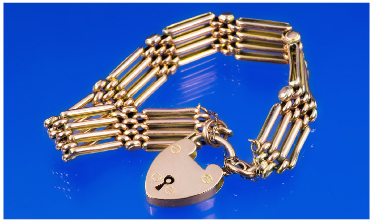 Appraisal: ct Gold Edwardian Bracelet With Padlock Fastener With Full Hallmark